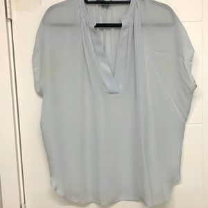 Vince 100% sleeveless silk blouse Size M